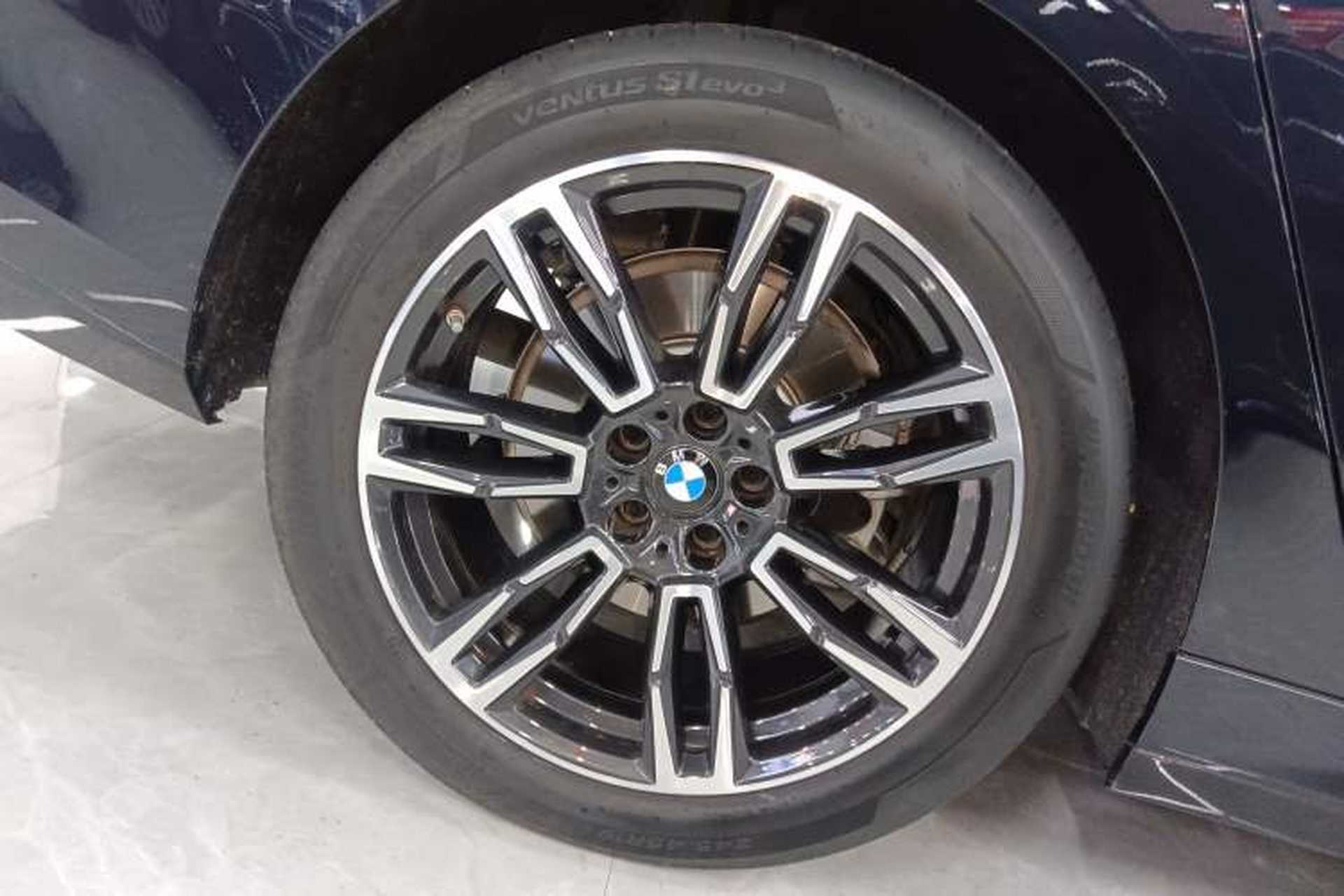 Used BMW 5 Series 2025 530Li Leading Model M Sport Package Right Rear Wheel Hub