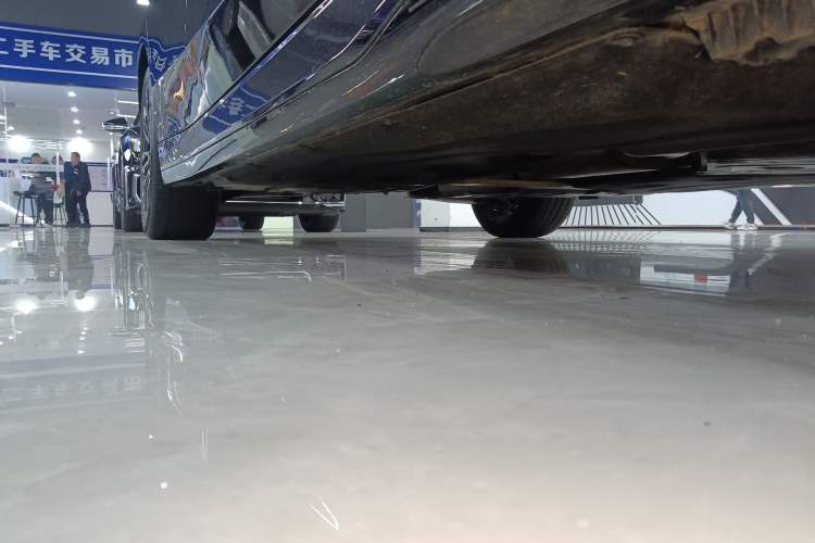 Used BMW 5 Series 2025 530Li Leading Model M Sport Package Right Side Sill