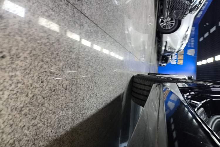 Used BMW 5 Series 2025 530Li Leading Model M Sport Package Right Side Sill