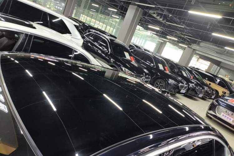 Used BMW 5 Series 2025 525Li Luxury Package Roof