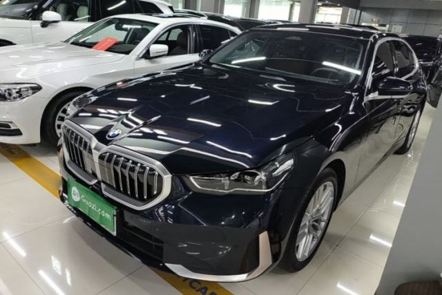 Used BMW 5 Series 2025 525Li Luxury Package