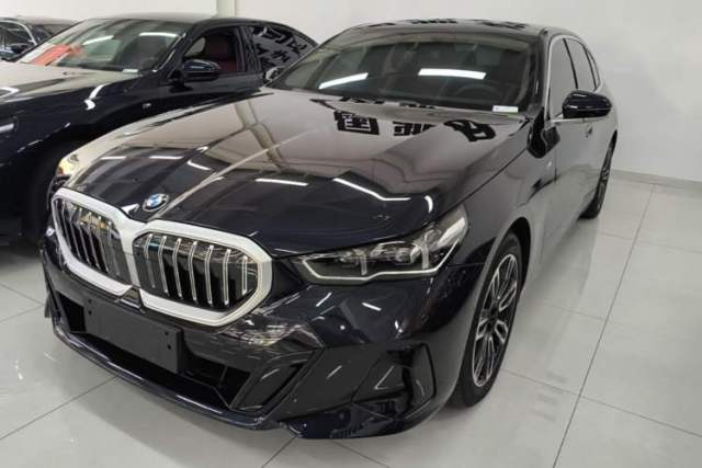 Used BMW 5 Series 2025 530Li Leading Model M Sport Package