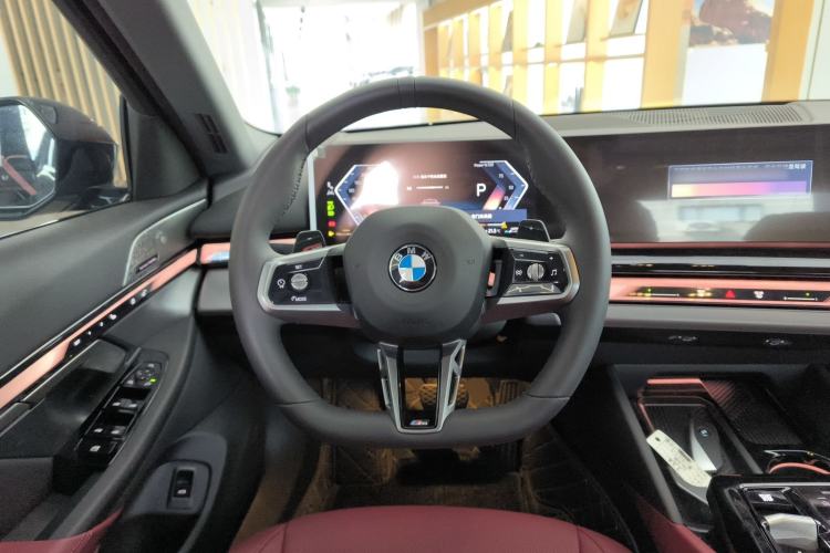 Used BMW 5 Series 2025 530Li Leading Model M Sport Package Steering Wheel
