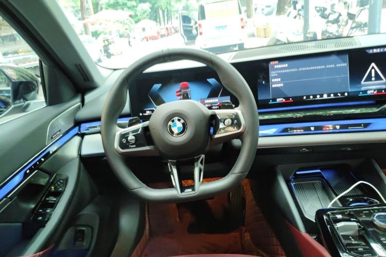Used BMW 5 Series 2025 530Li Leading Model M Sport Package Steering Wheel