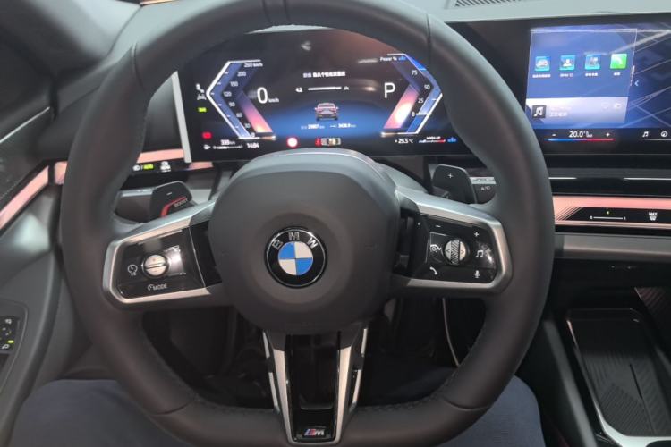 Used BMW 5 Series 2025 530Li Leading Model M Sport Package Steering Wheel