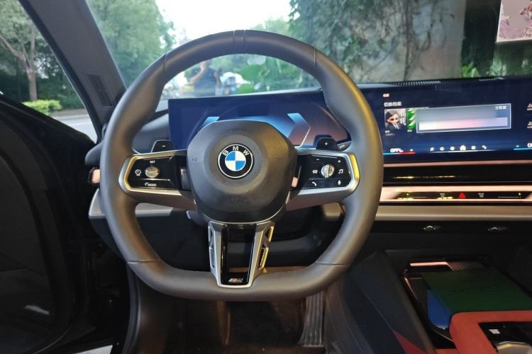Used BMW 5 Series 2025 530Li Leading Model M Sport Package Steering Wheel