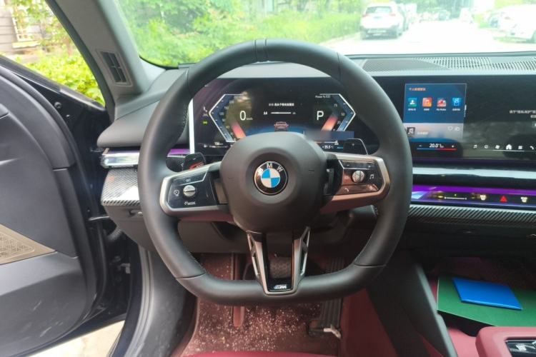 Used BMW 5 Series 2025 530Li Leading Model M Sport Package Steering Wheel