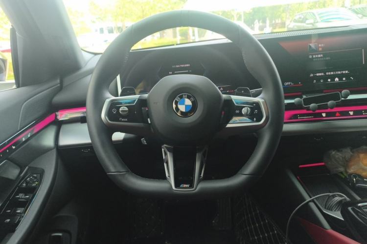 Used BMW 5 Series 2025 525Li M Sport Package Steering Wheel