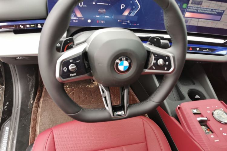 Used BMW 5 Series 2025 530Li Leading Model M Sport Package Steering Wheel