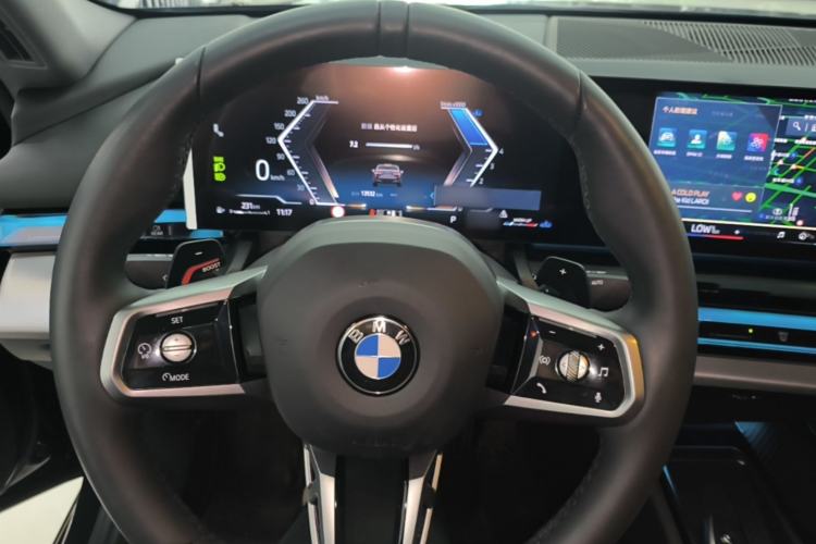 Used BMW 5 Series 2025 530Li Leading Model M Sport Package Steering Wheel