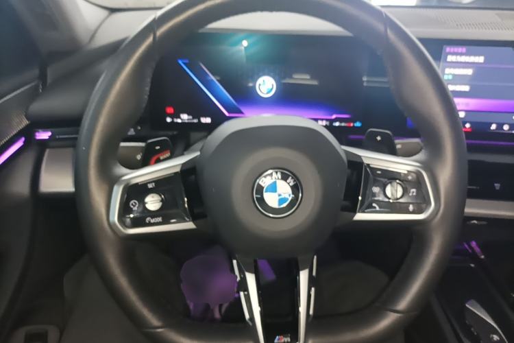 Used BMW 5 Series 2025 525Li M Sport Package Steering Wheel