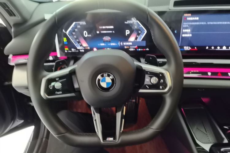 Used BMW 5 Series 2025 530Li Leading Model M Sport Package Steering Wheel