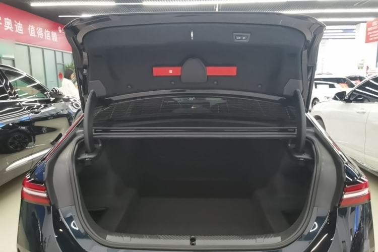 Used BMW 5 Series 2025 530Li Leading Model M Sport Package Trunk