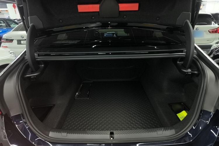 Used BMW 5 Series 2025 530Li Leading Model M Sport Package Trunk