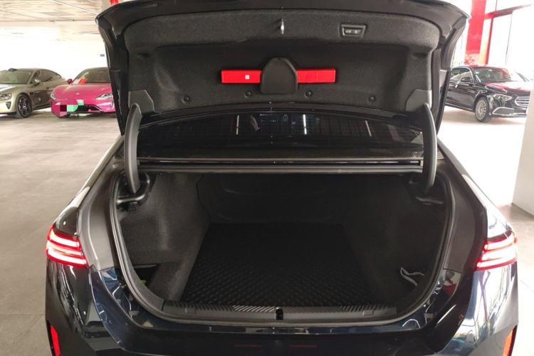 Used BMW 5 Series 2025 530Li Leading Model M Sport Package Trunk