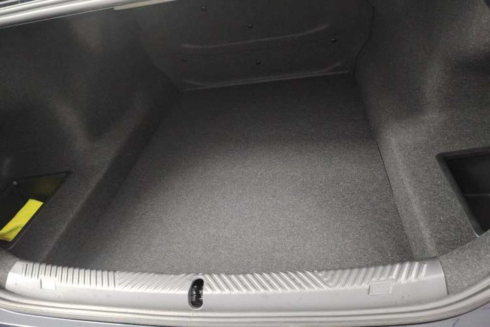 Used BMW 5 Series 2025 530Li Luxury Edition M Sport Package Trunk