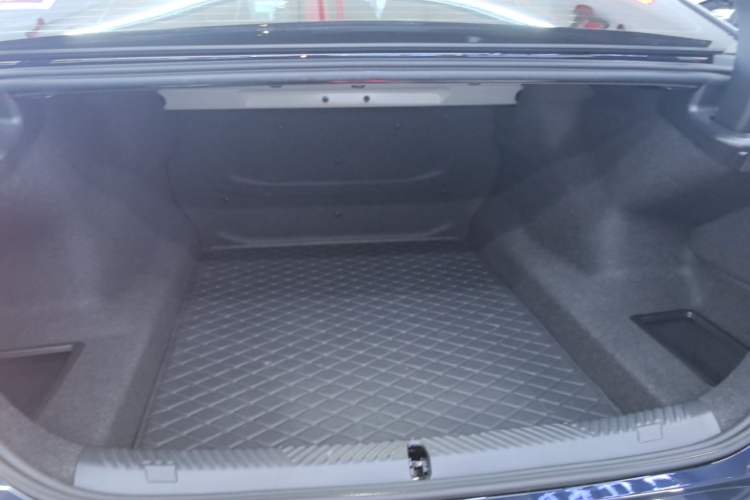 Used BMW 5 Series 2025 530Li Leading Model M Sport Package Trunk