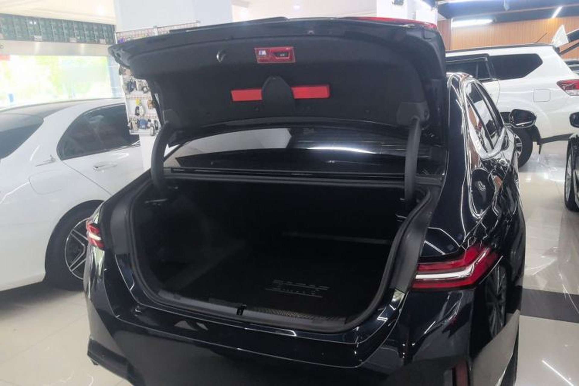 Used BMW 5 Series 2025 525Li M Sport Package Trunk