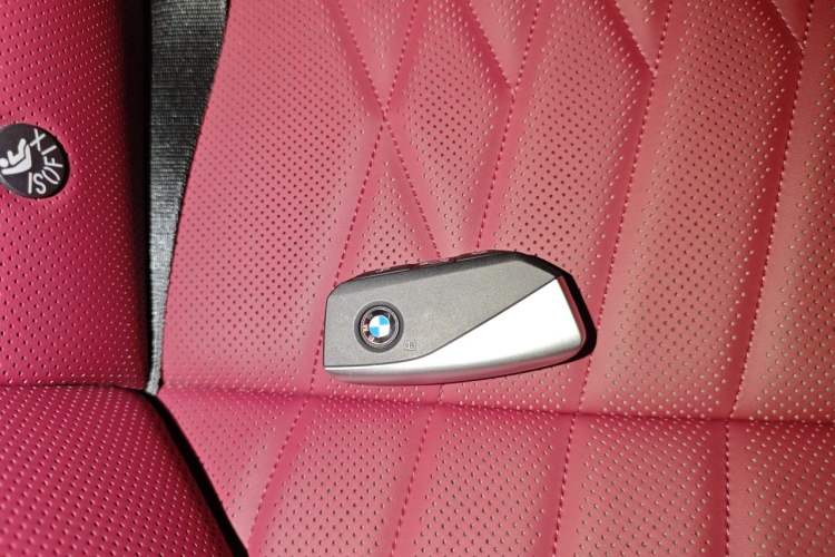 Used BMW 5 Series 2025 530Li Luxury Edition M Sport Package Vehicle Key