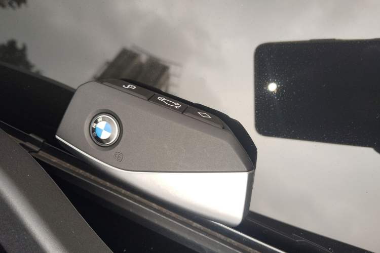 Used BMW 5 Series 2025 530Li Leading Model M Sport Package Vehicle Key
