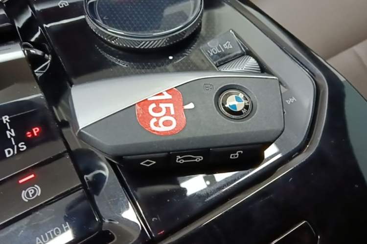 Used BMW 5 Series 2025 525Li M Sport Package Vehicle Key
