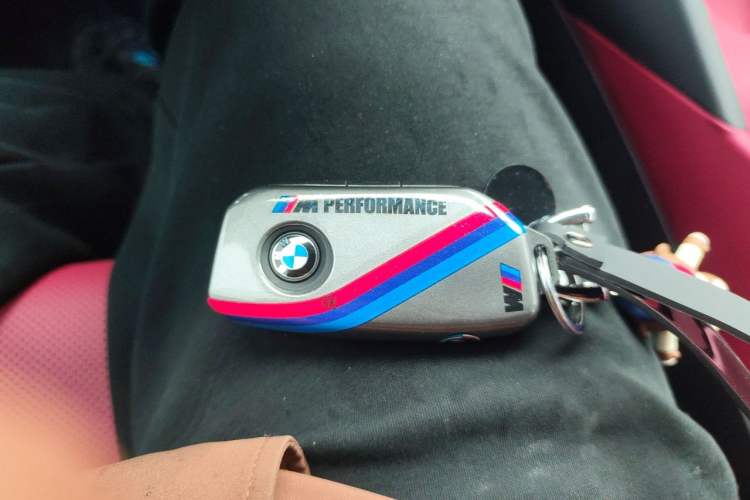 Used BMW 5 Series 2025 525Li M Sport Package Vehicle Key