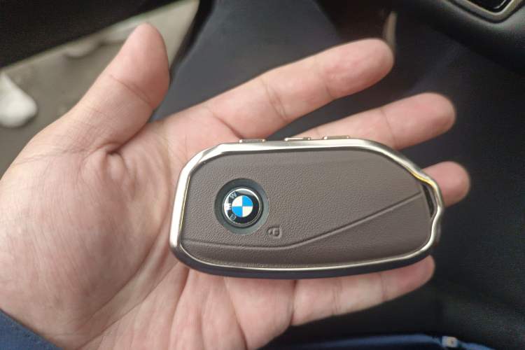 Used BMW 5 Series 2025 530Li Leading Model M Sport Package Vehicle Key