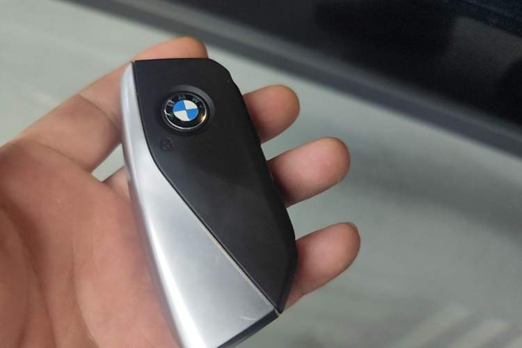 Used BMW 5 Series 2025 530Li Leading Model M Sport Package Vehicle Key
