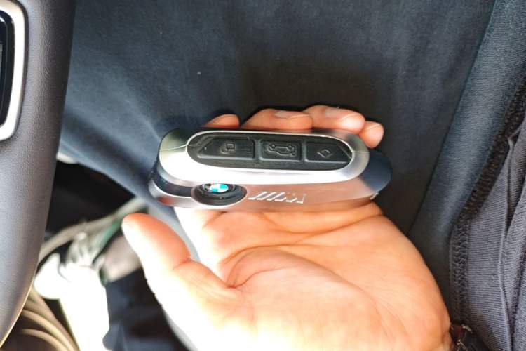 Used BMW 5 Series 2025 530Li Leading Model M Sport Package Vehicle Key