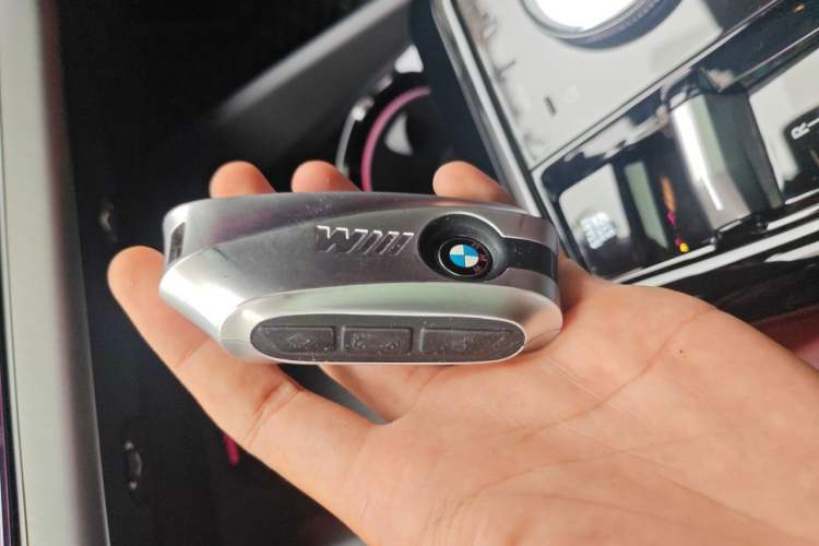 Used BMW 5 Series 2025 530Li Leading Model M Sport Package Vehicle Key