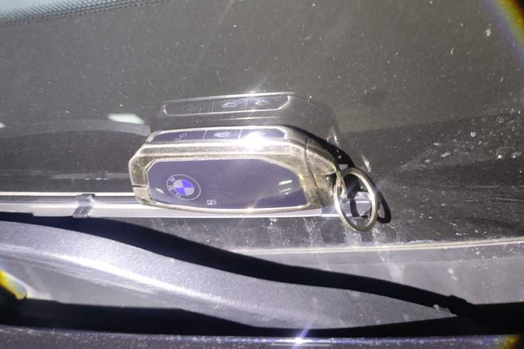 Used BMW 5 Series 2025 530Li Leading Model M Sport Package Vehicle Key