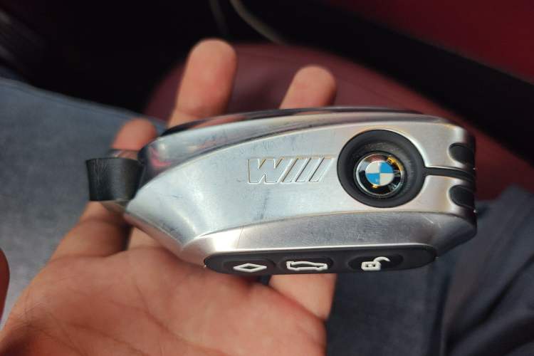 Used BMW 5 Series 2025 530Li Leading Edition Luxury Package Vehicle Key