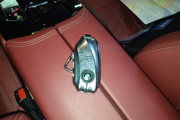 Used BMW 5 Series 2025 525Li M Sport Package Vehicle Key