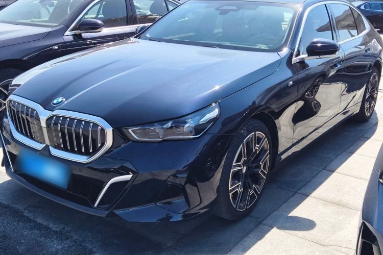 Used BMW 5 Series 2025 530Li Luxury Edition M Sport Package Guazi used car, China used car export, Used car for sale, Used  cars, Cheapest cars for sale