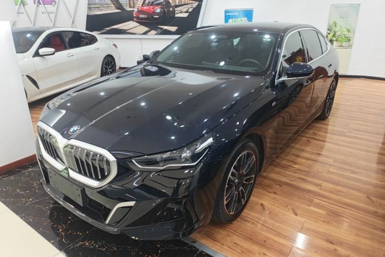 Used BMW 5 Series 2025 525Li M Sport Package Guazi used car, China used car export, Used car for sale, Used cars, Cheapest cars for sale