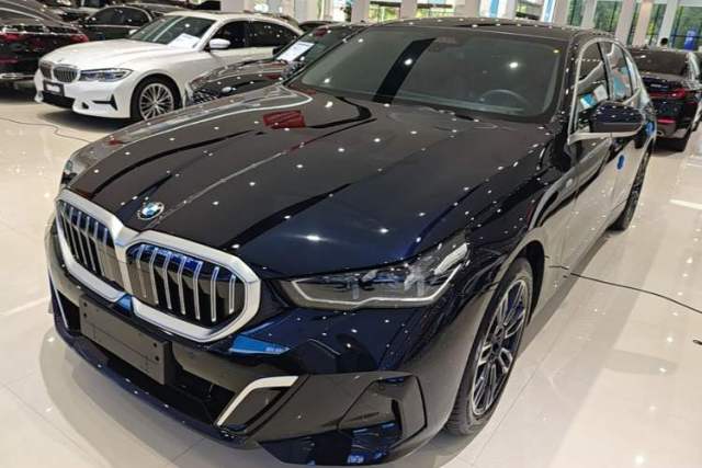 Used BMW 5 Series 2025 530Li Leading Model M Sport Package