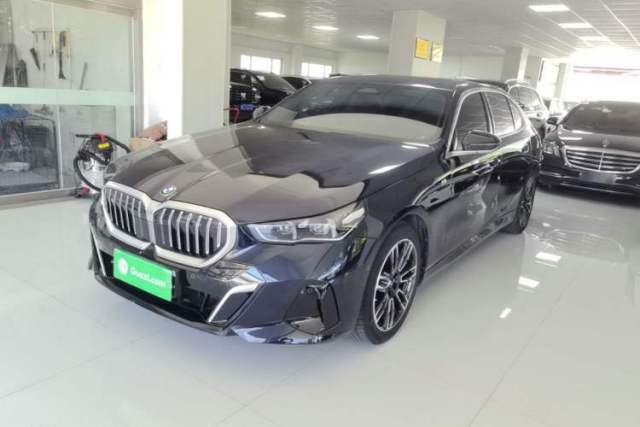 Używany BMW 5 Series 2025 530Li Leading Model M Sport Package