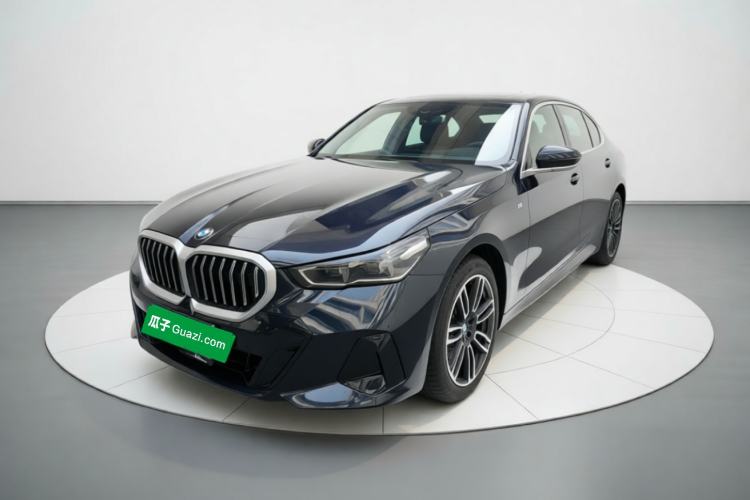BMW 5 Series 2025 525Li M Sport Package