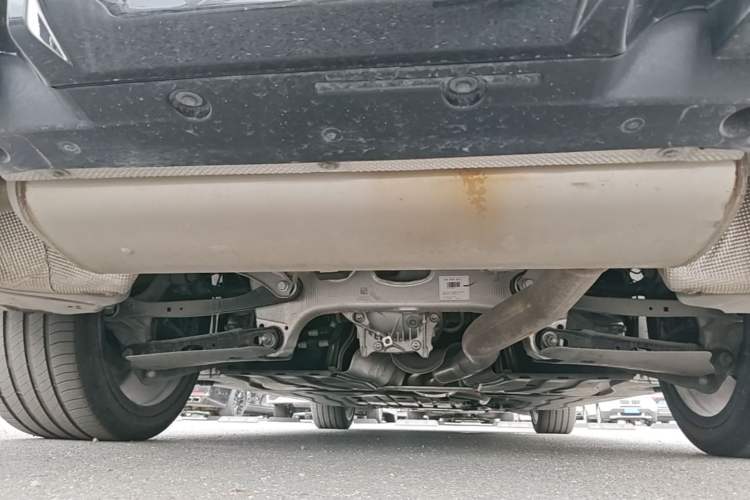 Used BMW 5 Series 2025 530Li Luxury Edition M Sport Package Chassis Rear