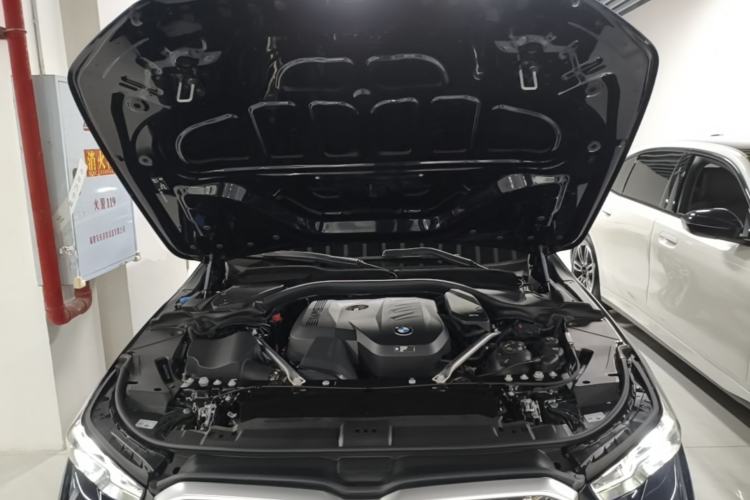 Used BMW 5 Series 2025 530Li Leading Model M Sport Package Engine Bay