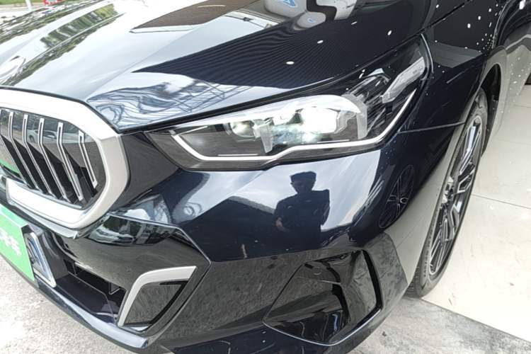 Used BMW 5 Series 2025 525Li M Sport Package Left Front Headlight