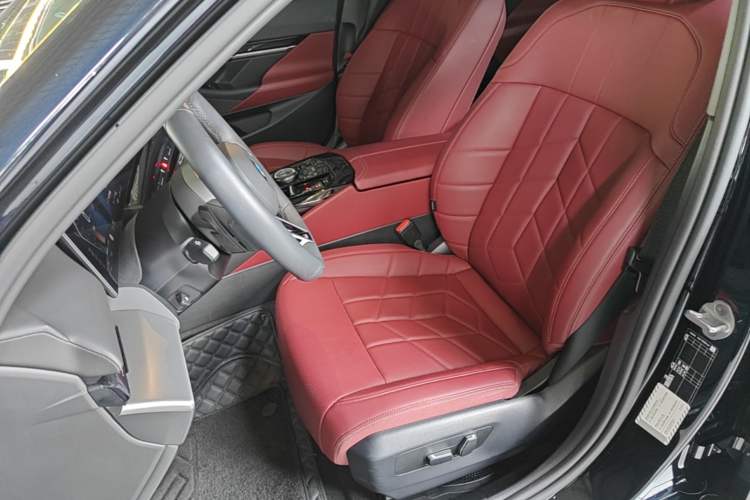 Used BMW 5 Series 2025 530Li Leading Model M Sport Package Left Front Seat
