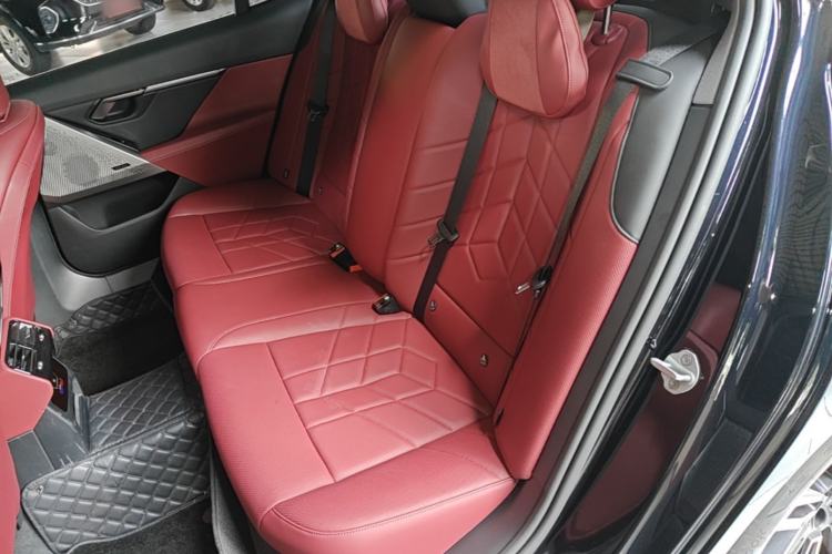 Used BMW 5 Series 2025 530Li Leading Model M Sport Package Left Rear Seat