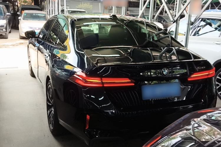 Used BMW 5 Series 2025 530Li Luxury Edition M Sport Package Rear Left 45 Deg