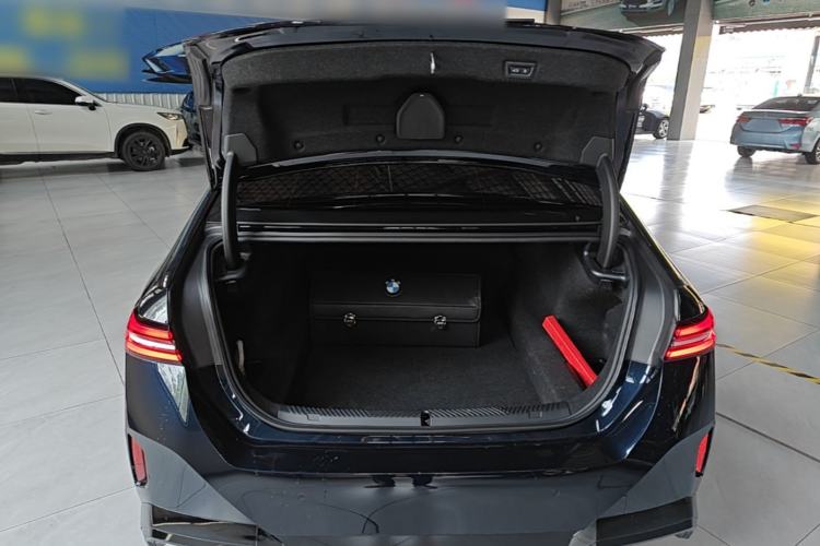 Used BMW 5 Series 2025 530Li Leading Model M Sport Package Trunk