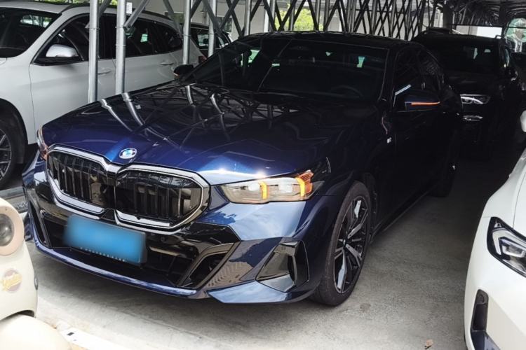 Used BMW 5 Series 2024 530i Luxury Edition M Sport Package Guazi used car, China used car export, Used car for sale, Used cars, Cheapest cars for sale