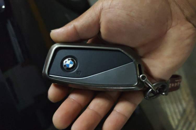 Used BMW 5 Series 2025 525Li M Sport Package Vehicle Key