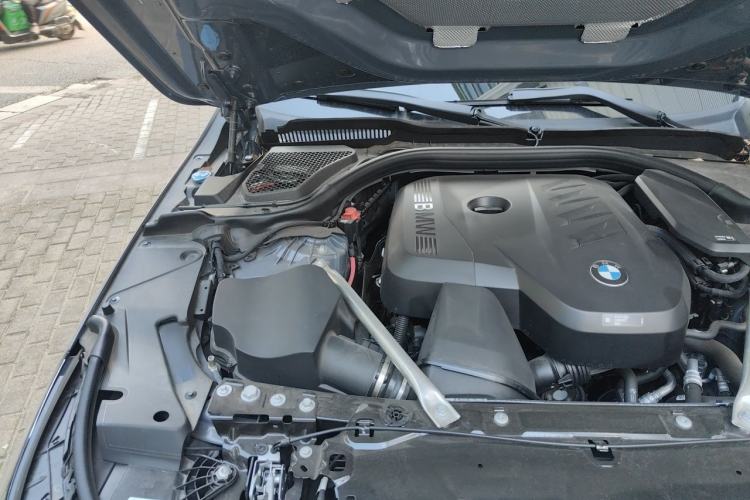 Used BMW 5 Series 2025 530Li Leading Edition Luxury Package Engine Bay Right