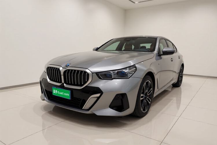 BMW 5 Series 2025 530Li Leading Model M Sport Package