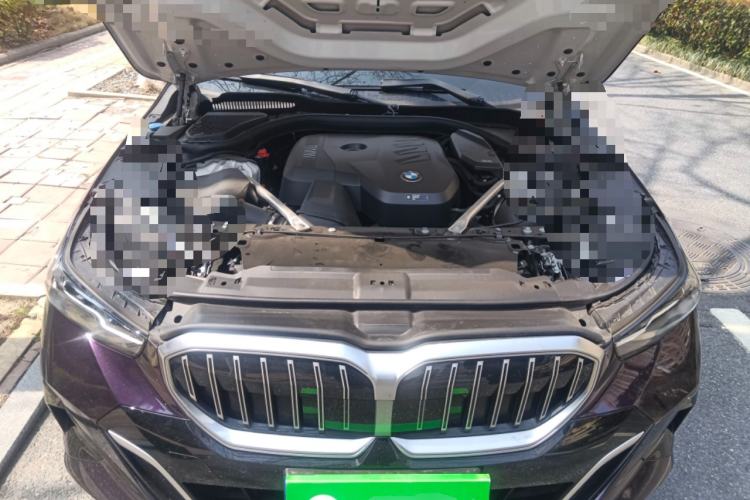 Used BMW 5 Series 2025 525Li M Sport Package Engine Bay